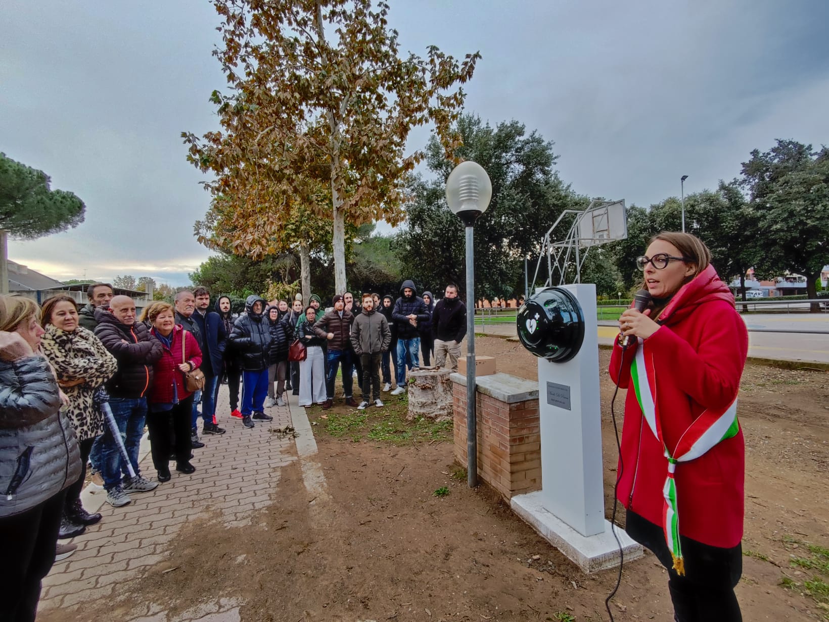 Cerimonia Installazione Dae Sindaca e pubblico