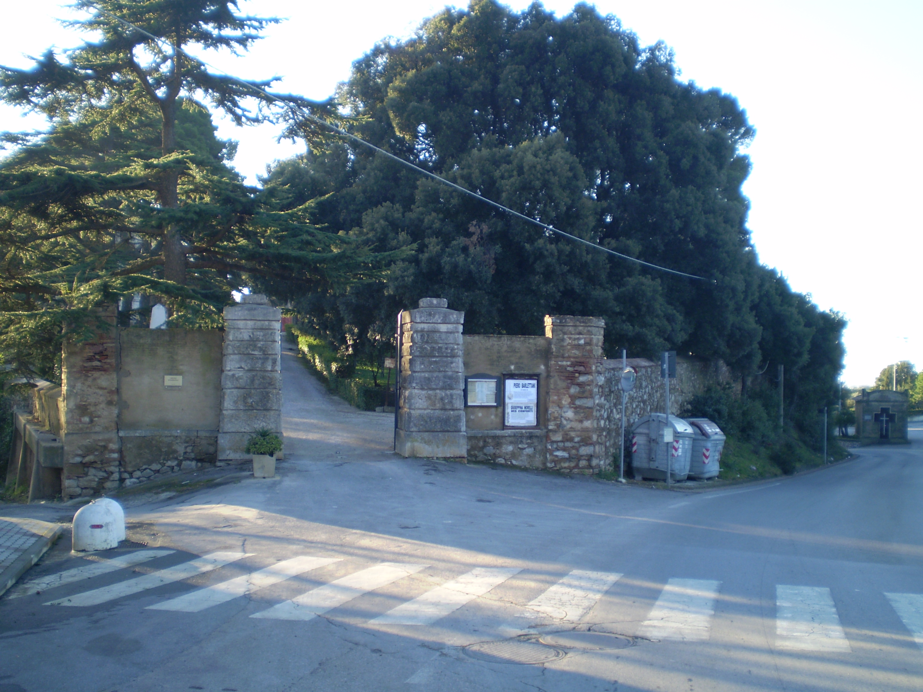 Cimitero comunale chiuso al pubblico fino a nuova disposizione