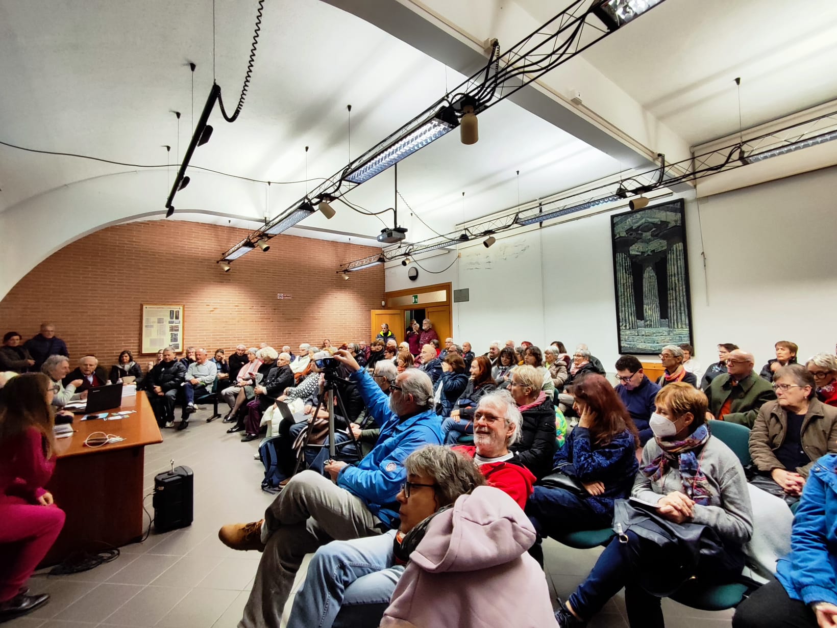 Il pubblico all'assemblea