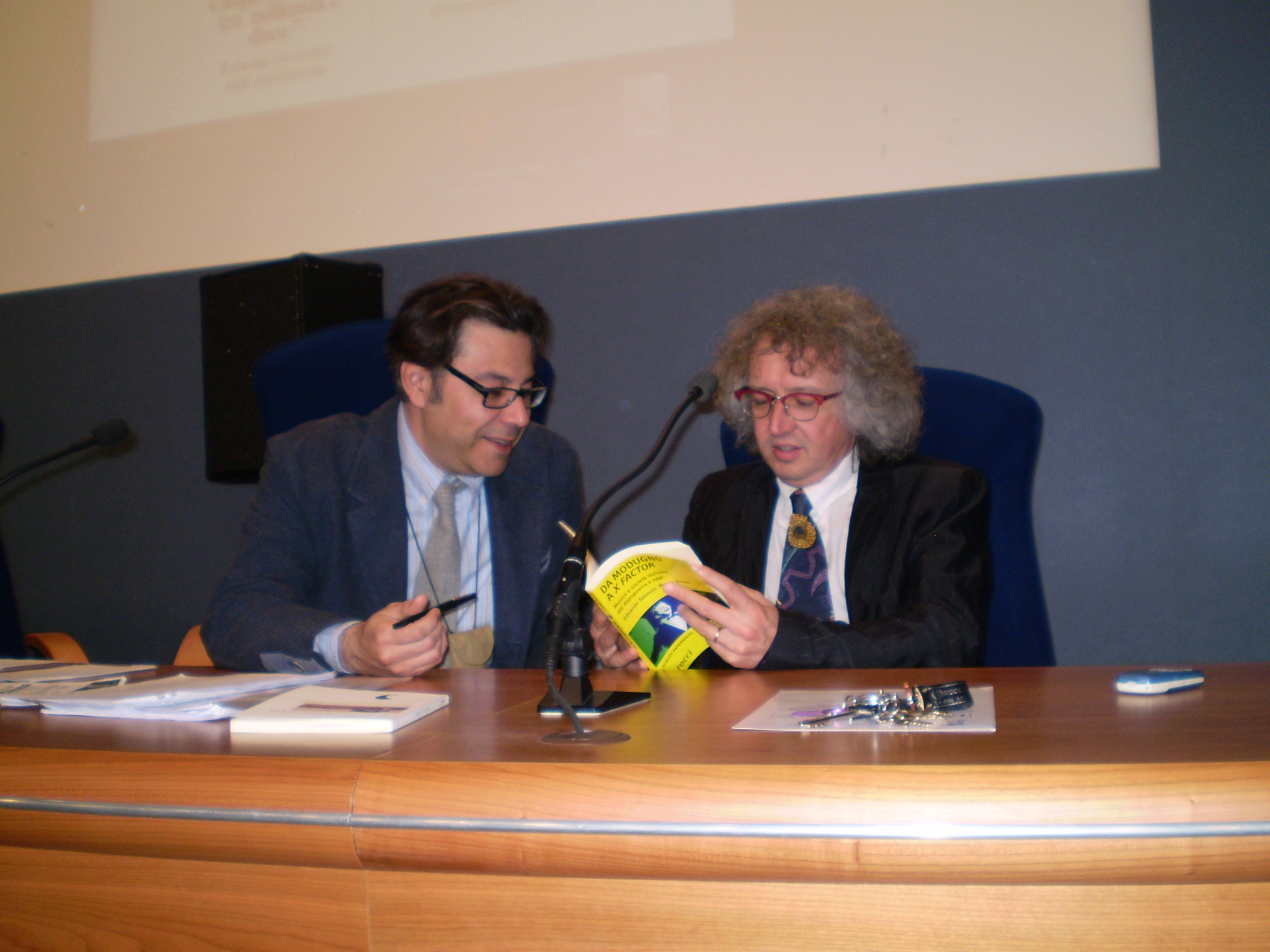 A passo d\'uomo: un ciclo di incontri sulla contemporanit&agrave;.